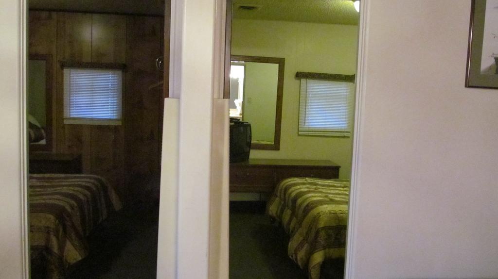 Western Motel Montrose Co Δωμάτιο φωτογραφία